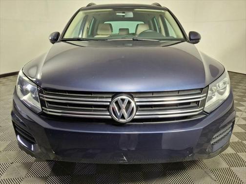2015 Volkswagen Tiguan Auto SE