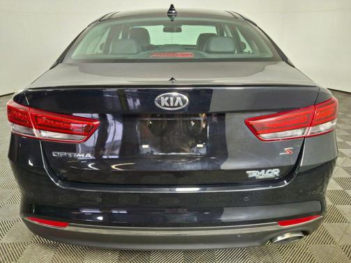 2018 Kia Optima S