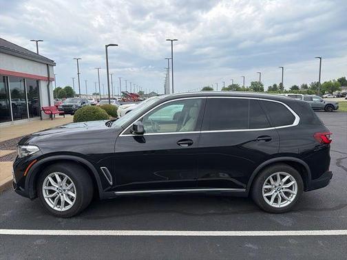 Black Sapphire Metallic 2019 BMW X5 xDrive40i