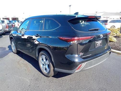 2025 Toyota Highlander LE