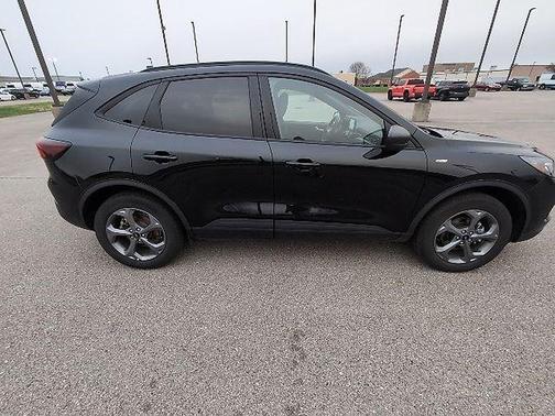 Agate Black 2025 Ford Escape ST-Line