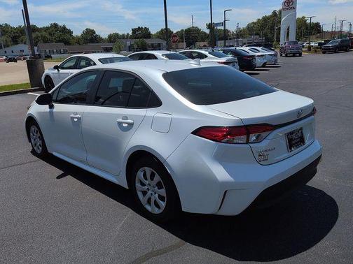 Wind Chill Pearl 2025 Toyota Corolla LE