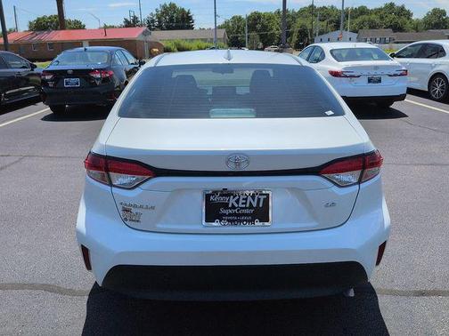 Wind Chill Pearl 2025 Toyota Corolla LE