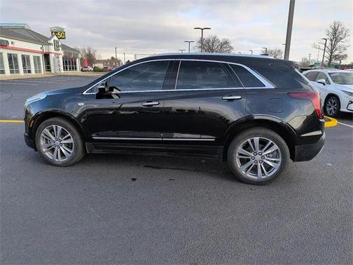 2020 Cadillac XT5 Premium Luxury