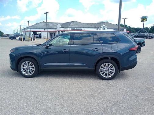 2025 Toyota Grand Highlander Platinum