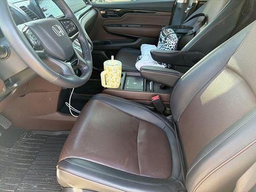 Platinum White Pearl 2025 Honda Odyssey Elite