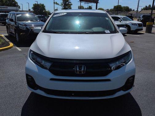 Platinum White Pearl 2025 Honda Odyssey Elite
