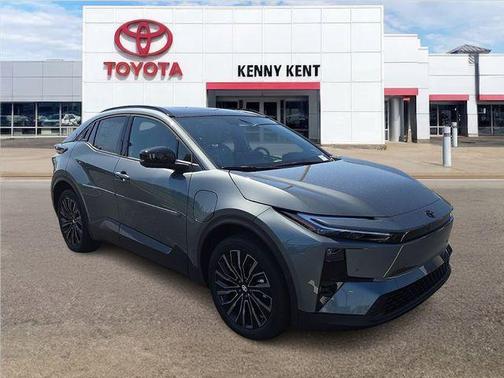 Overcast 2026 Toyota C-HR XSE