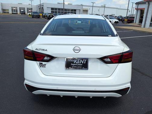 Glacier White 2025 Nissan Altima 2.5 SV