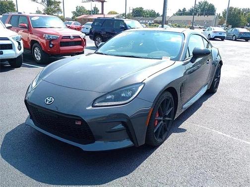 2024 Toyota GR86 Premium