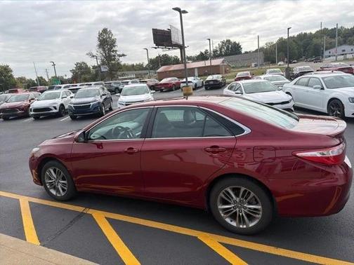2017 Toyota Camry SE