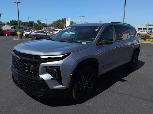 Sterling Gray Metallic 2025 Chevrolet Traverse RS