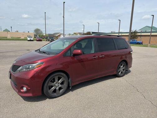 2017 Toyota Sienna SE