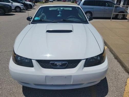 2001 Ford Mustang GT