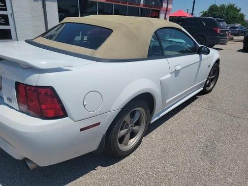 2001 Ford Mustang GT