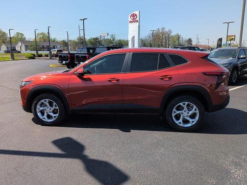Cayenne Orange Metallic 2024 Chevrolet Trax LS