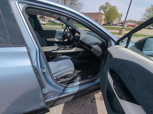 Ether 2023 Lexus RZ 450e Luxury