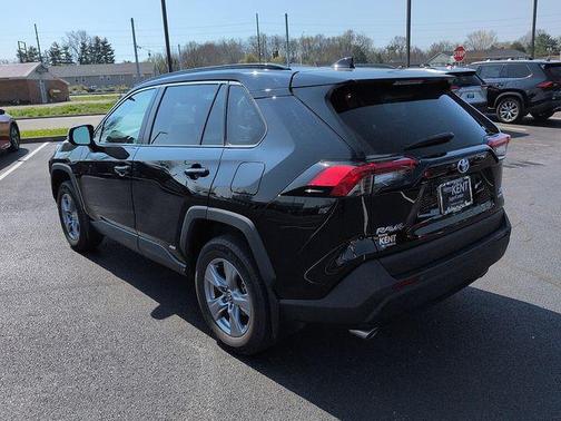 2023 Toyota RAV4 Hybrid XLE