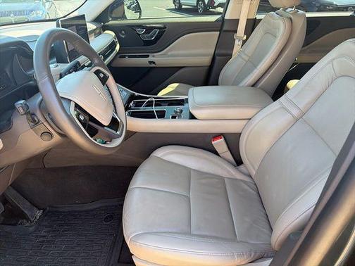 Flight Blue Metallic Clearcoat 2024 Lincoln Aviator Reserve AWD