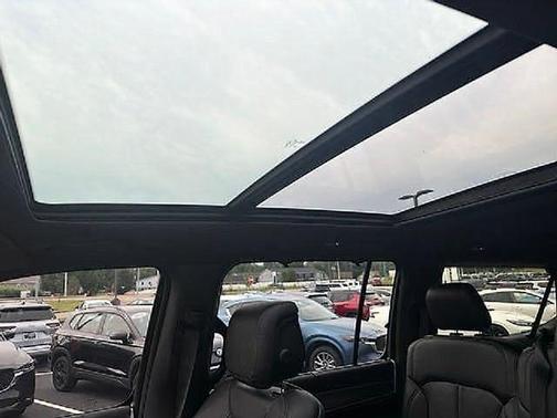 High Gloss Black 2026 Jeep Grand Wagoneer L Limited Reserve 4x4