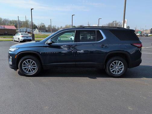 Northsky Blue Metallic 2023 Chevrolet Traverse LT Cloth