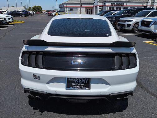 Oxford White 2020 Ford Mustang GT Premium