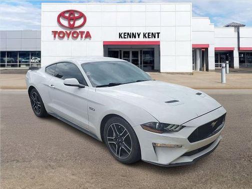 Oxford White 2020 Ford Mustang GT Premium
