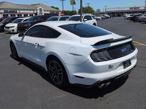 Oxford White 2020 Ford Mustang GT Premium