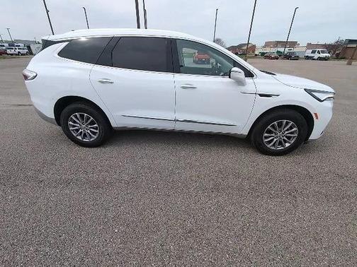 2024 Buick Enclave Essence FWD