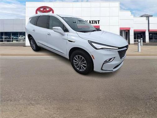 2024 Buick Enclave Essence FWD
