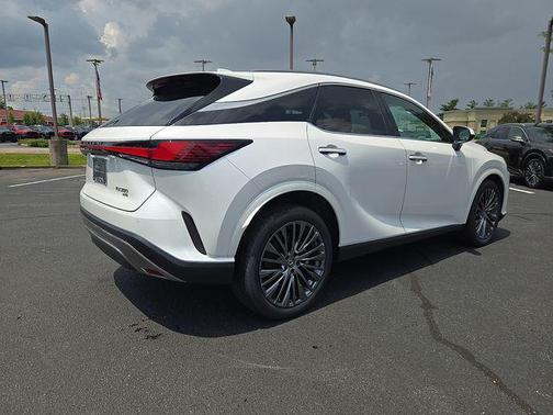 Eminent White Pearl 2023 Lexus RX 350 Luxury