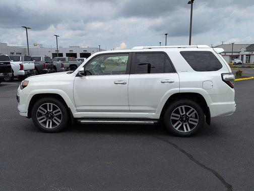 Blizzard Pearl 2018 Toyota 4Runner Limited