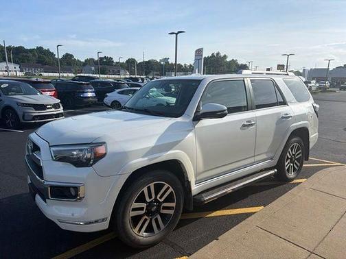 Blizzard Pearl 2018 Toyota 4Runner Limited