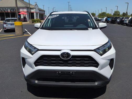 Ice 2024 Toyota RAV4 XLE