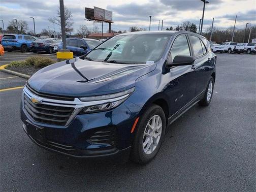2022 Chevrolet Equinox LS