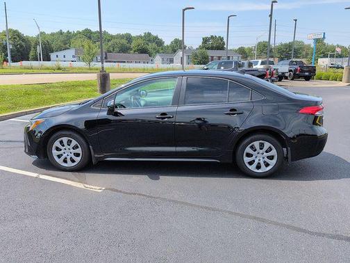 Midnight Black Metallic 2025 Toyota Corolla LE