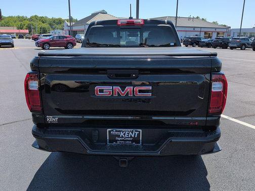 Onyx Black 2024 GMC Canyon AT4