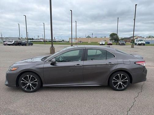 Predawn Gray Mica 2020 Toyota Camry SE