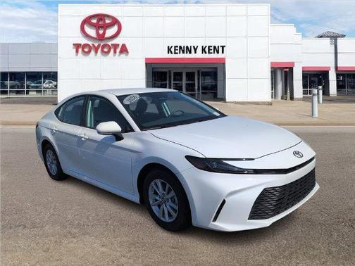 Ice 2026 Toyota Camry LE