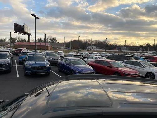 2025 Toyota Corolla Hybrid SE