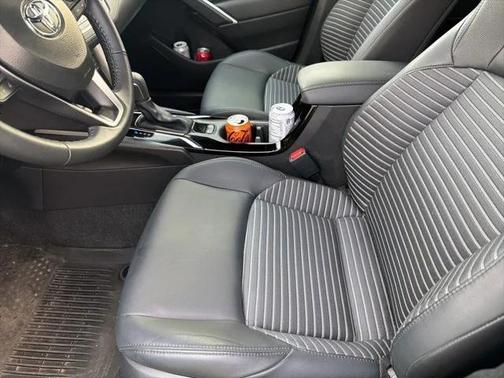 2025 Toyota Corolla Hybrid SE