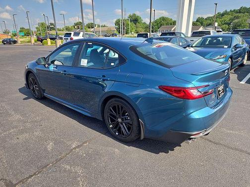 Ocean Gem 2026 Toyota Camry SE
