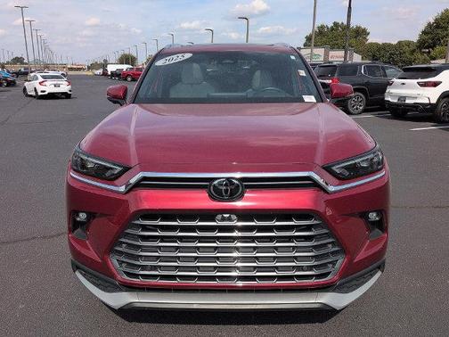 Pearl 2025 Toyota Grand Highlander Hybrid Limited MAX