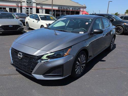 Gun Metallic 2025 Nissan Altima 2.5 SV