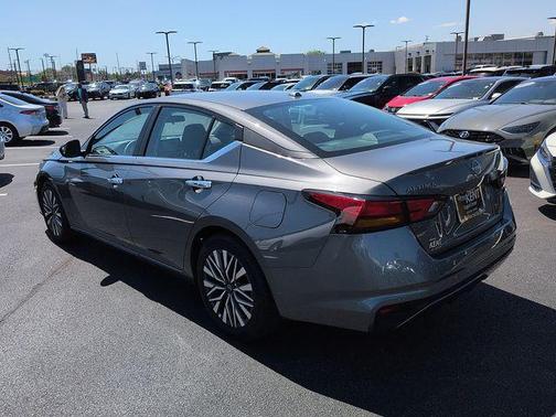 Gun Metallic 2025 Nissan Altima 2.5 SV