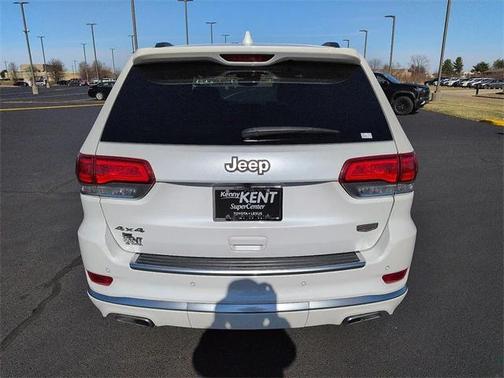2020 Jeep Grand Cherokee Summit