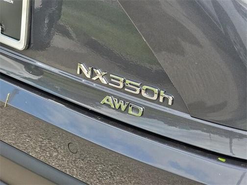 2022 Lexus NX 350h Premium