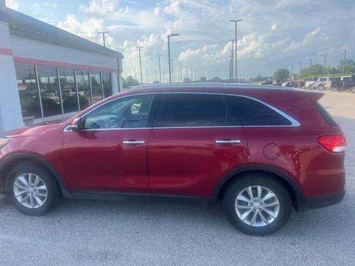 2016 Kia Sorento LX