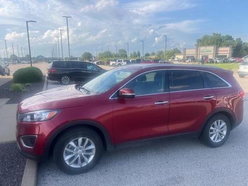 2016 Kia Sorento LX