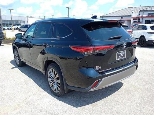 2021 Toyota Highlander Platinum
